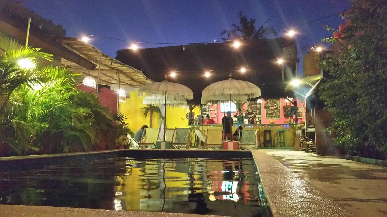 Hostel La Favela Gili Trawangan Zewnętrze zdjęcie