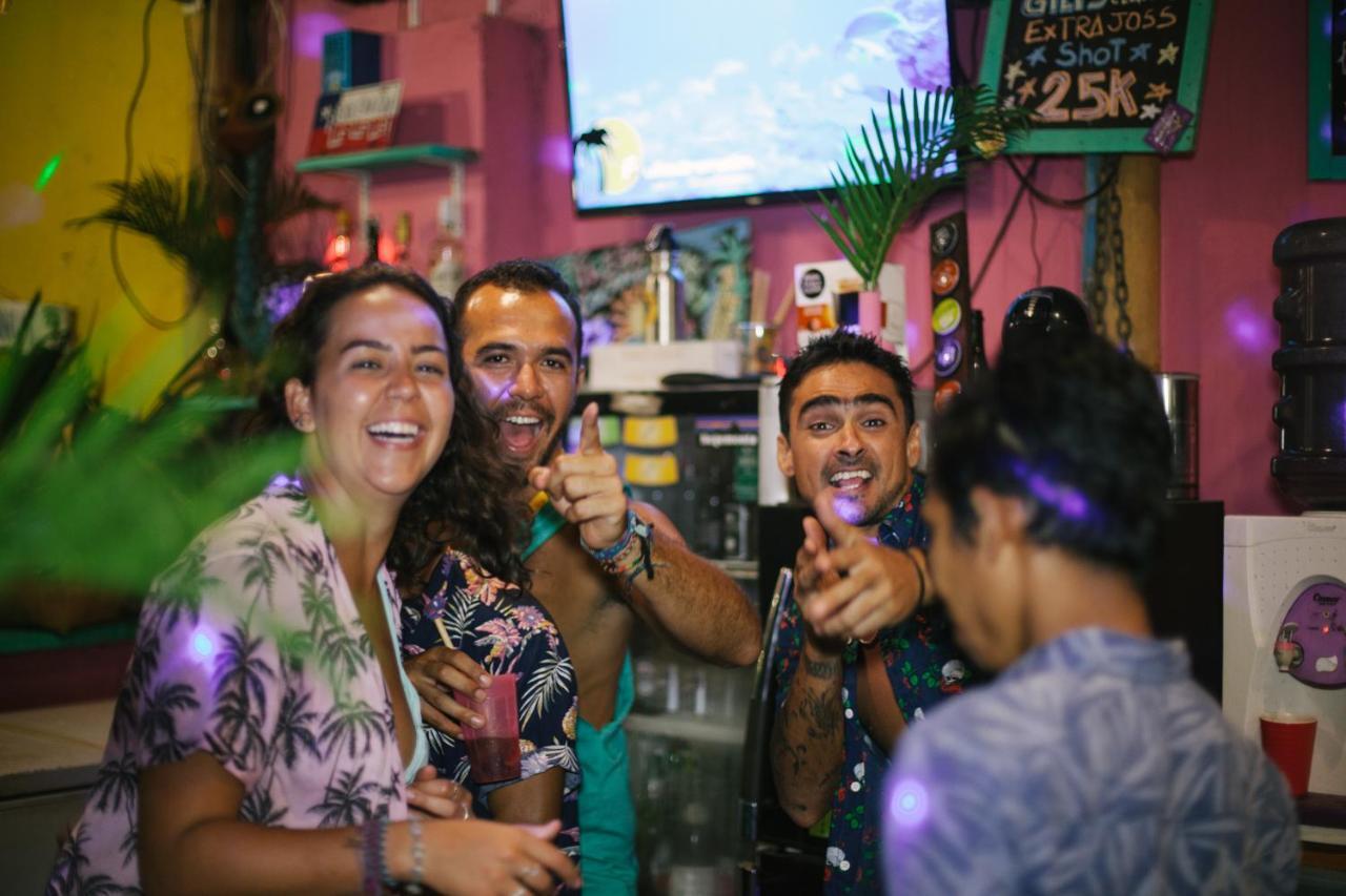 Hostel La Favela Gili Trawangan Zewnętrze zdjęcie